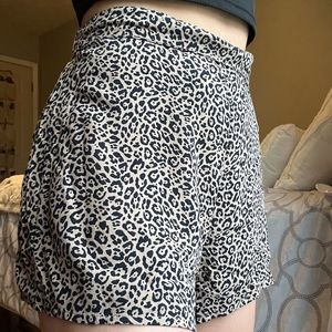 American Eagle size S cheeta print flowy shorts